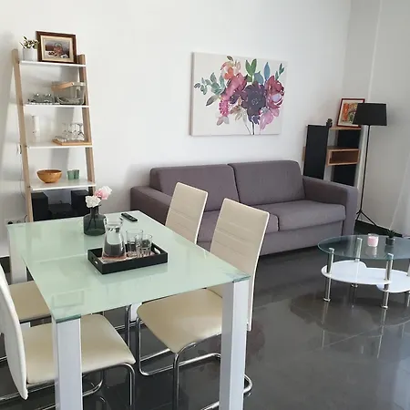 Olivija Apartment Nin Exterior photo