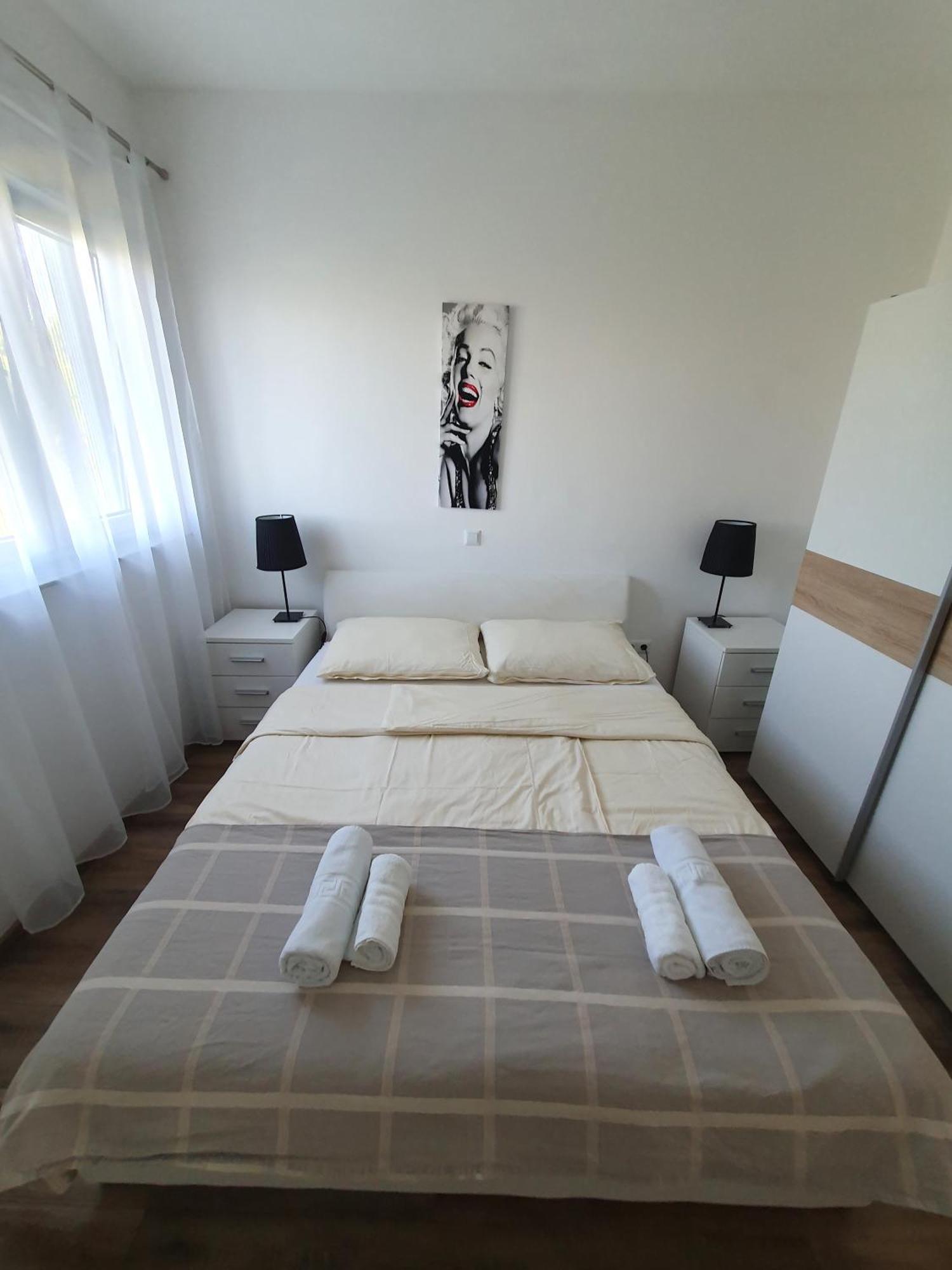 Olivija Apartment Nin